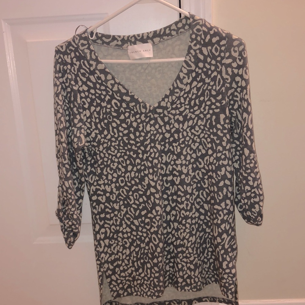 French Grey gray animal print sweater, v-neck